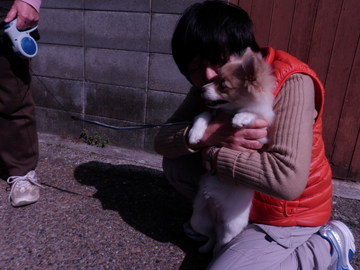 浅野氏と散歩犬.JPGのサムネール画像